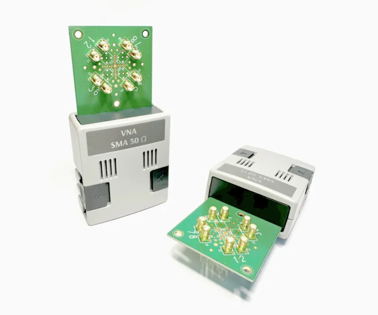 Пара адаптеров AEM SMA 8 port