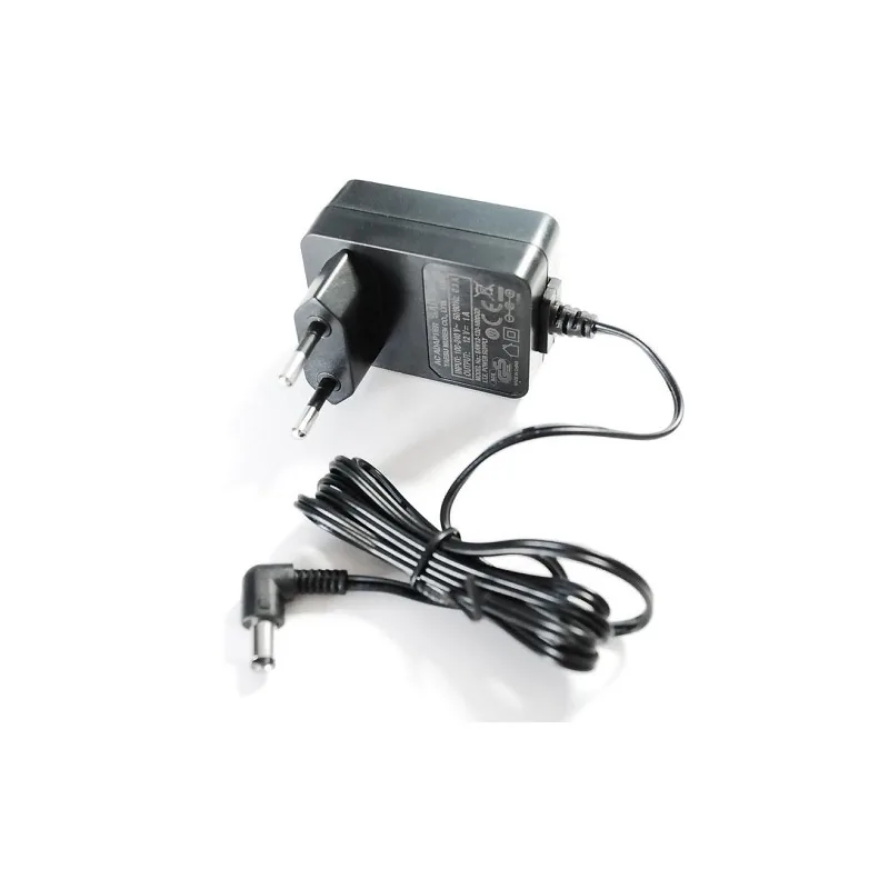 Зарядное устройство Yaesu SAD-20C